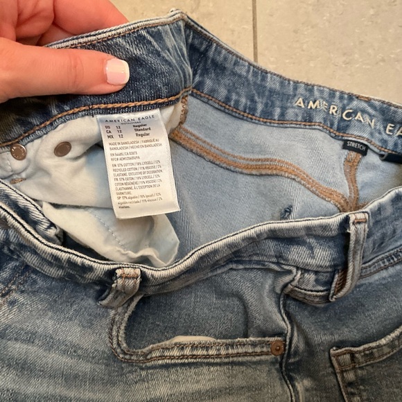 American Eagle Outfitters Light Blue High-Rise Cargo Jeans - Picture 3 of 3